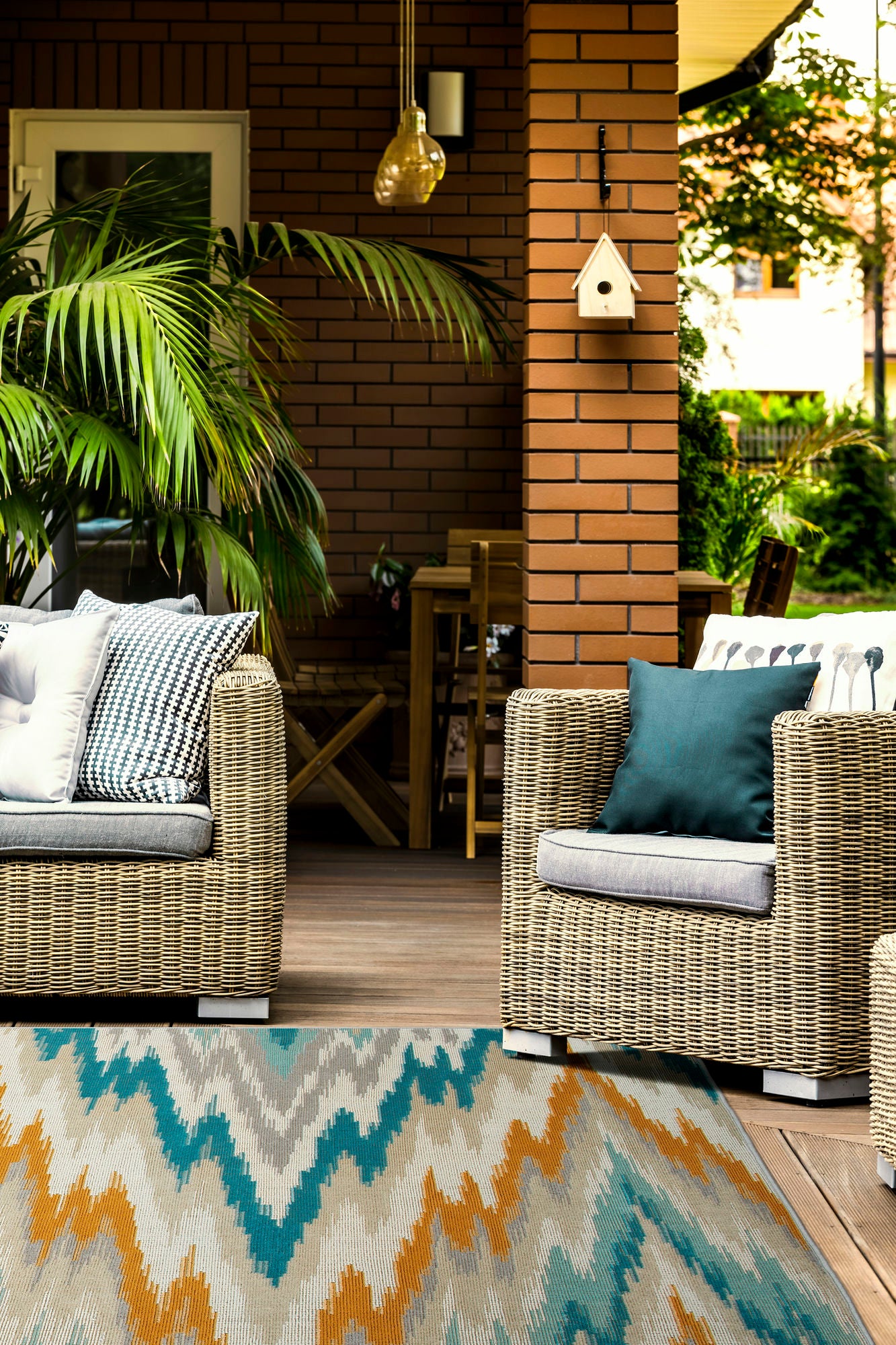 Kaleen Legata Collection Gold Teal Area Rug 5'3" x 7'3"