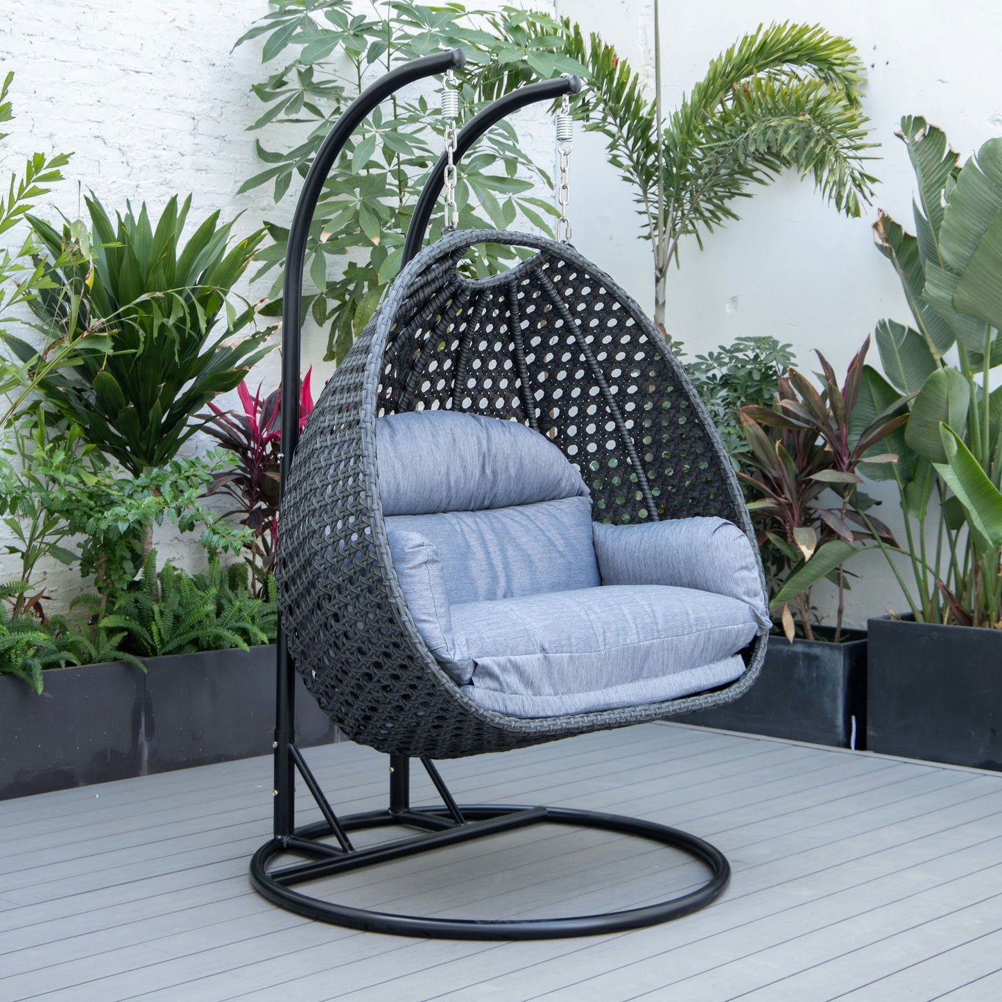 LeisureMod Mendoza Charcoal Wicker Hanging 2 person Egg Swing Chair