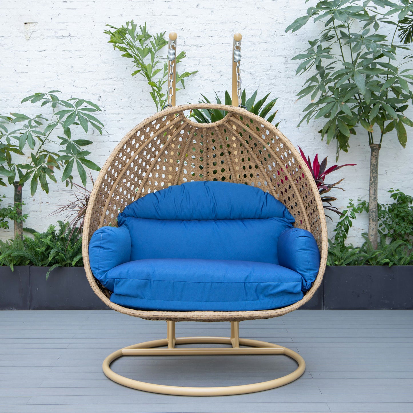LeisureMod Mendoza Light Brown Wicker Hanging 2 person Egg Swing Chair - Blue