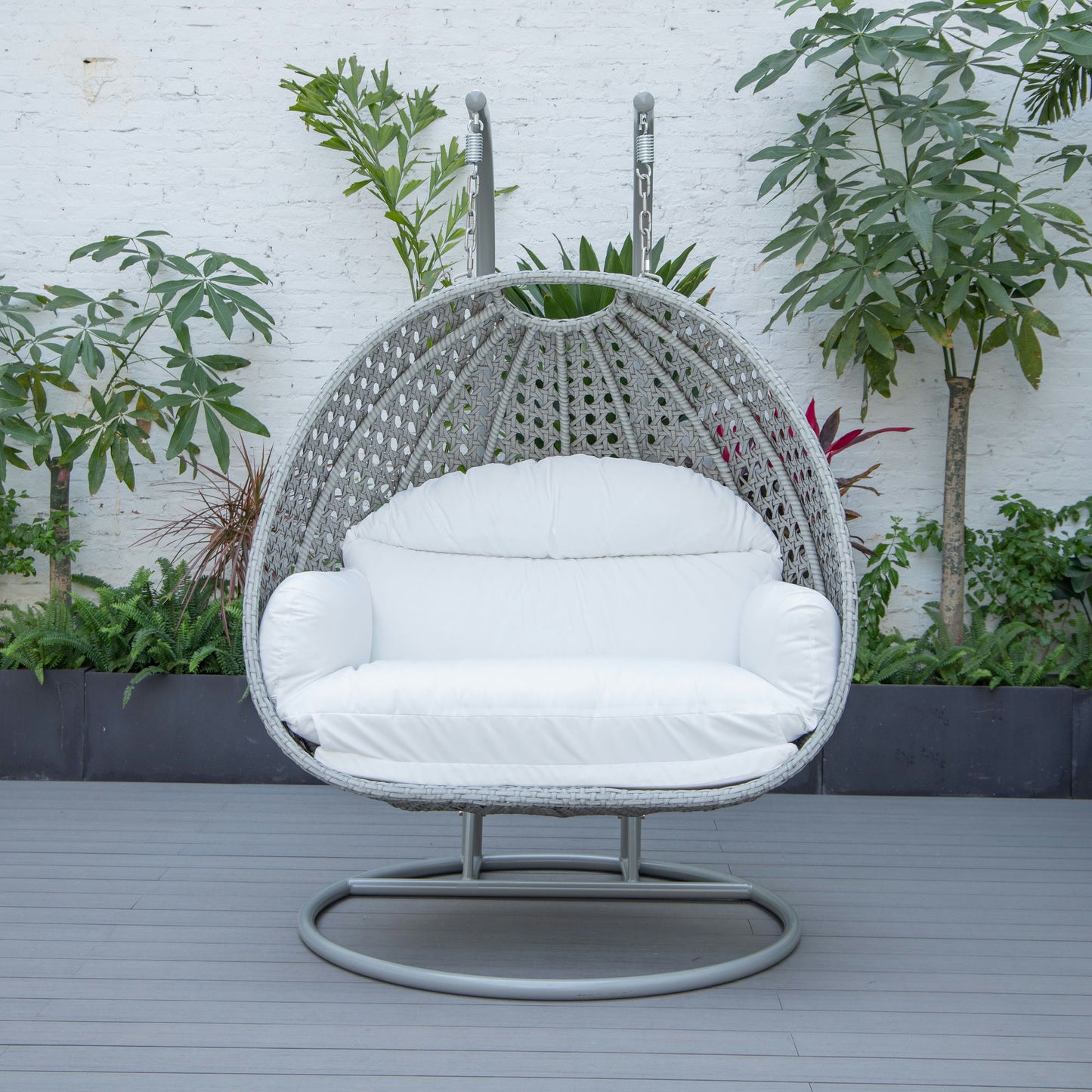 LeisureMod Mendoza Light Grey Wicker Hanging 2 person Egg Swing Chair - White