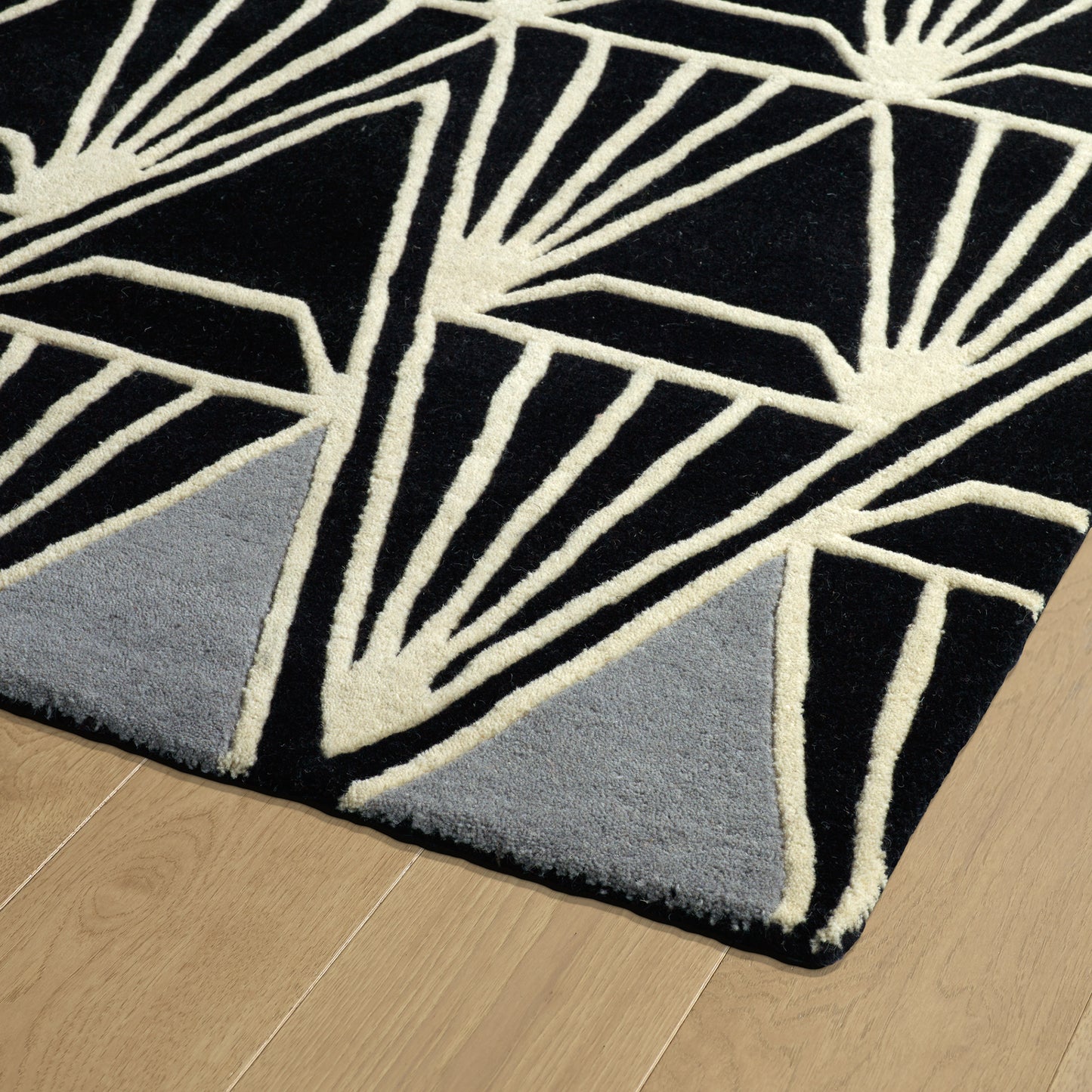 Kaleen Origami Collection  Black Runner 2'6" x 8'