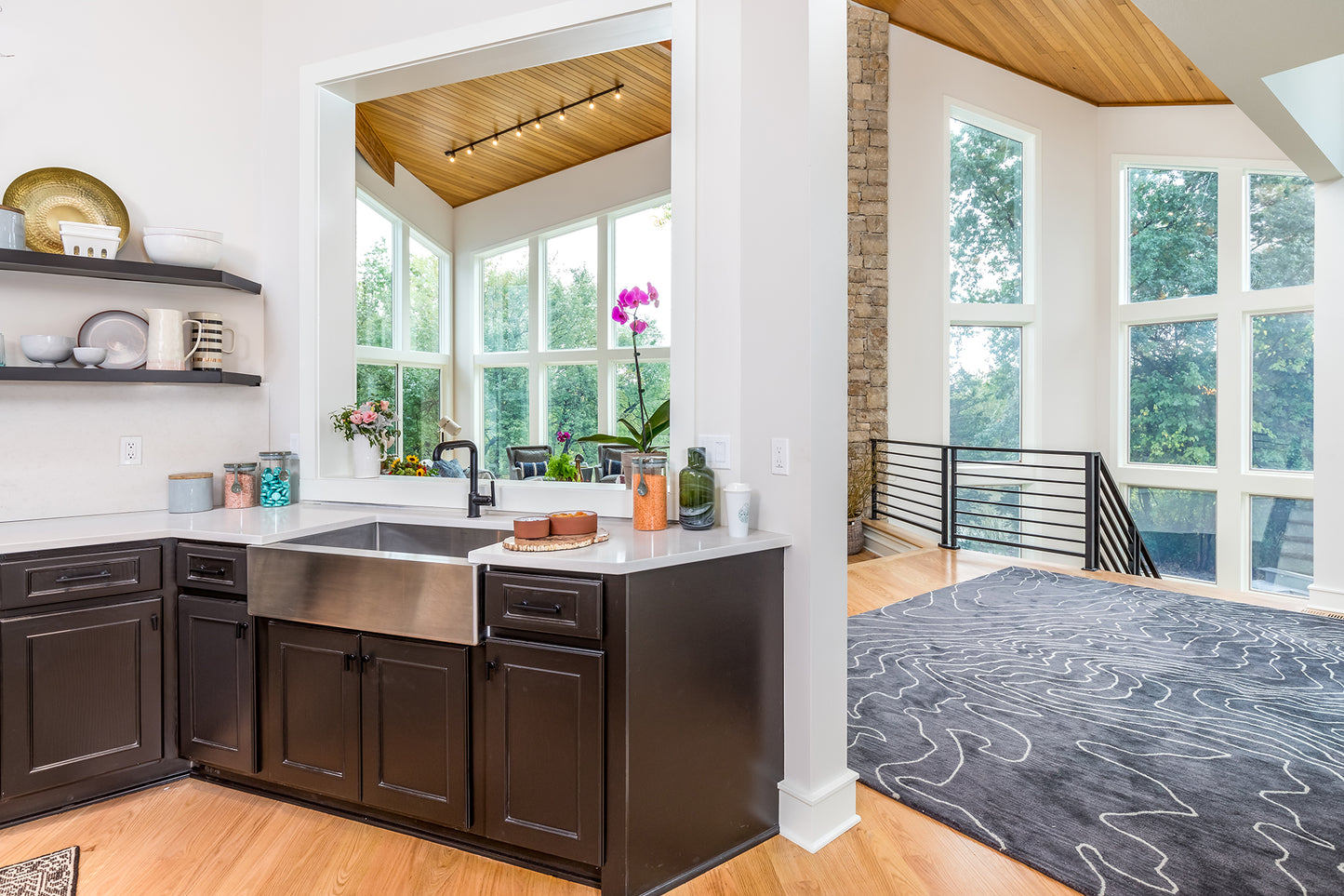 Kaleen Pastiche Collection Dark Charcoal Area Rug 9' x 12'