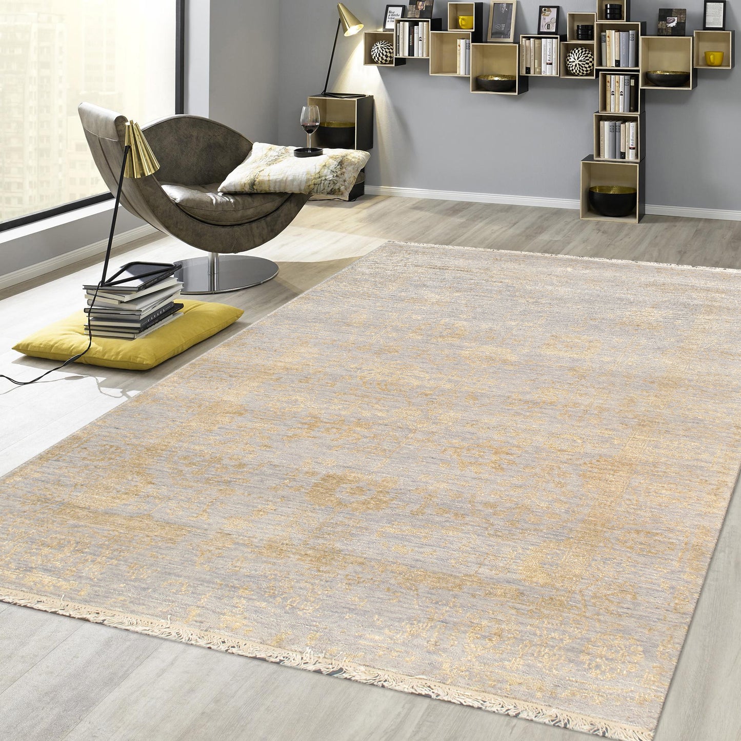 Pasargad Home Transitional Collection Silver Bamboo Silk & Wool Rug 4'0" X 5'9"