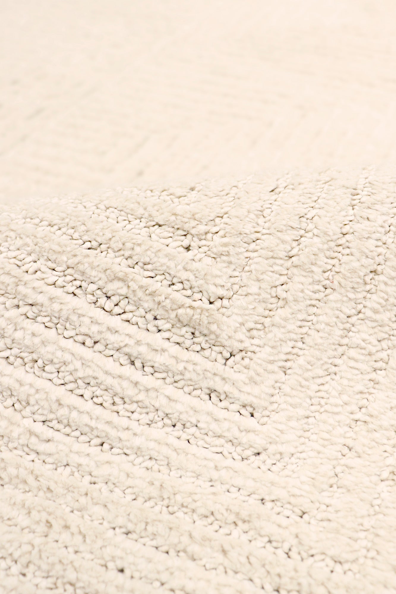 Pasargad Home Sutton Collection Area Rug 2'7" X 8'0", Ivory
