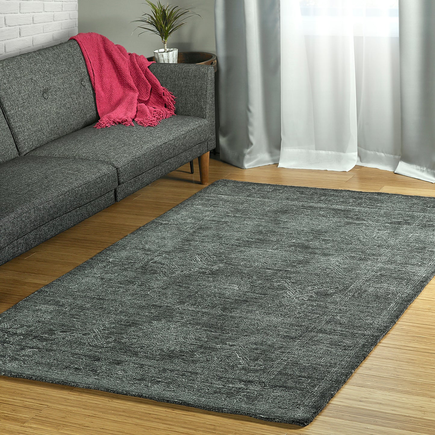Kaleen Palladian Collection Dark Charcoal Throw Rug 2' x 3'