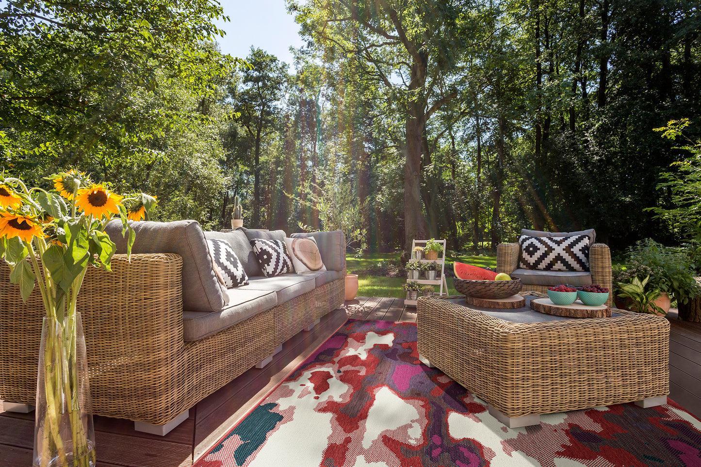 Kaleen Pianta Collection Red Ivory Area Rug 5'3" x 5'3"