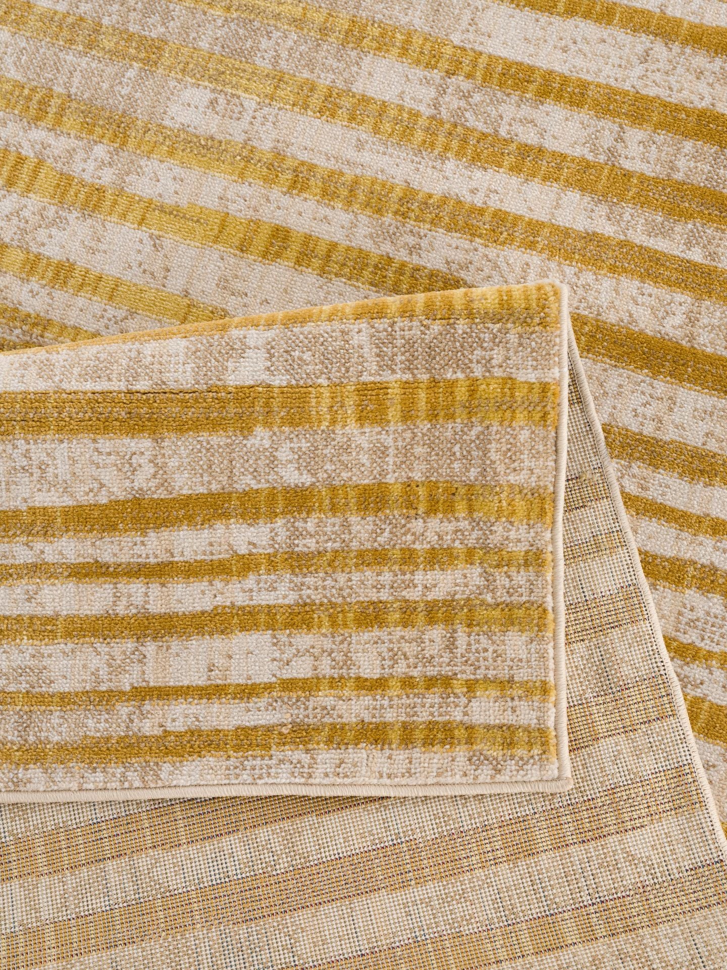 Ramilia-Variated Wawes-Ls11842-Golden-5.3 X 7.4 Area Rug