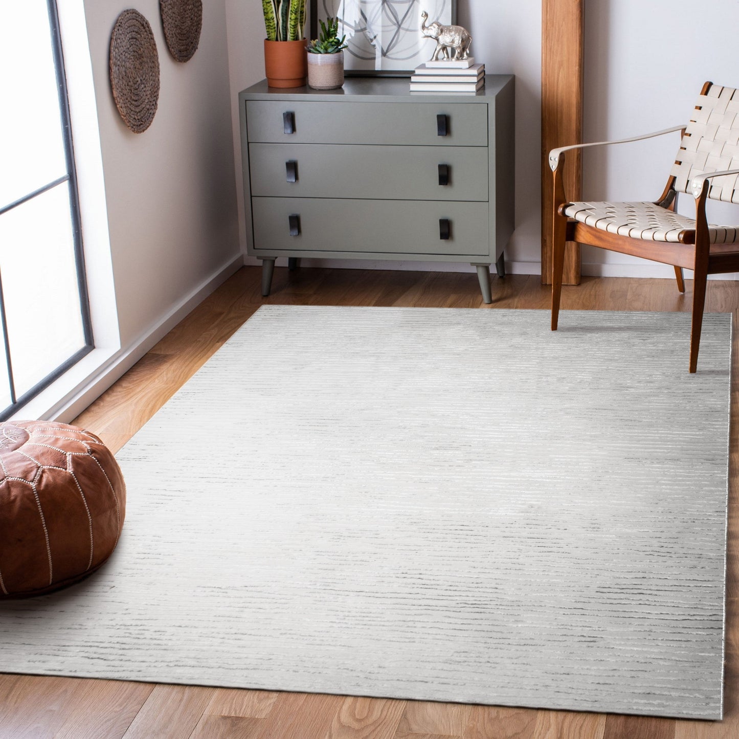 Camila Rectangle Light Cream/ Light Grey Indoor Rug 5'25" X 7'21" Ft