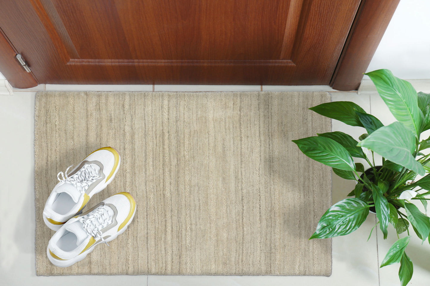 Rafia RF100 Linen 2' x 3' Rug