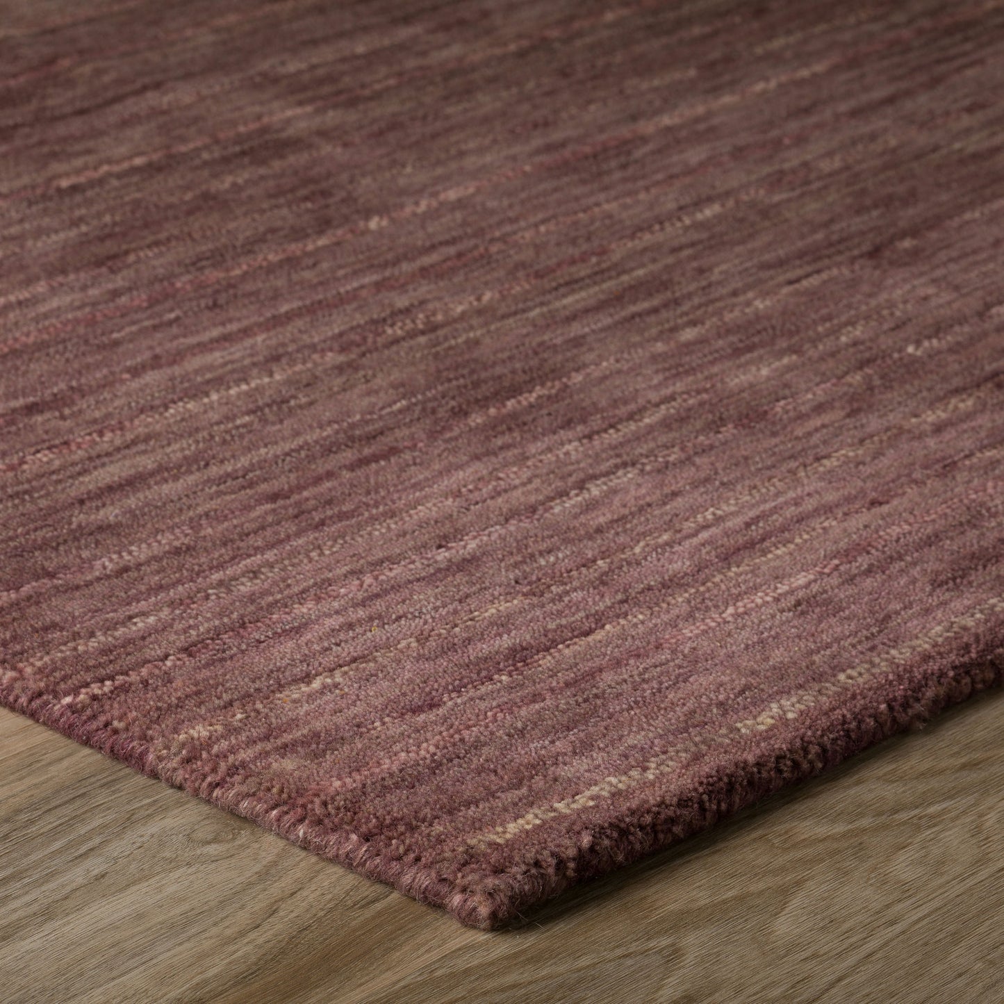 Rafia RF100 Plum 5' x 7'6" Rug