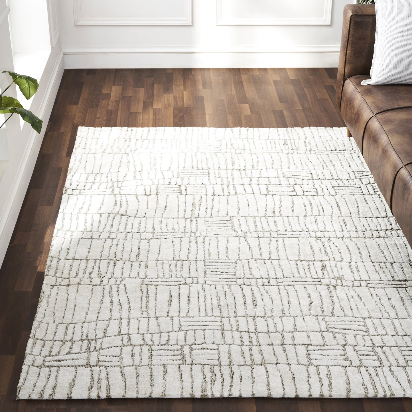 Hazel Ivory/Sand Machine Knitted Micro Polyester Rug (63X87)