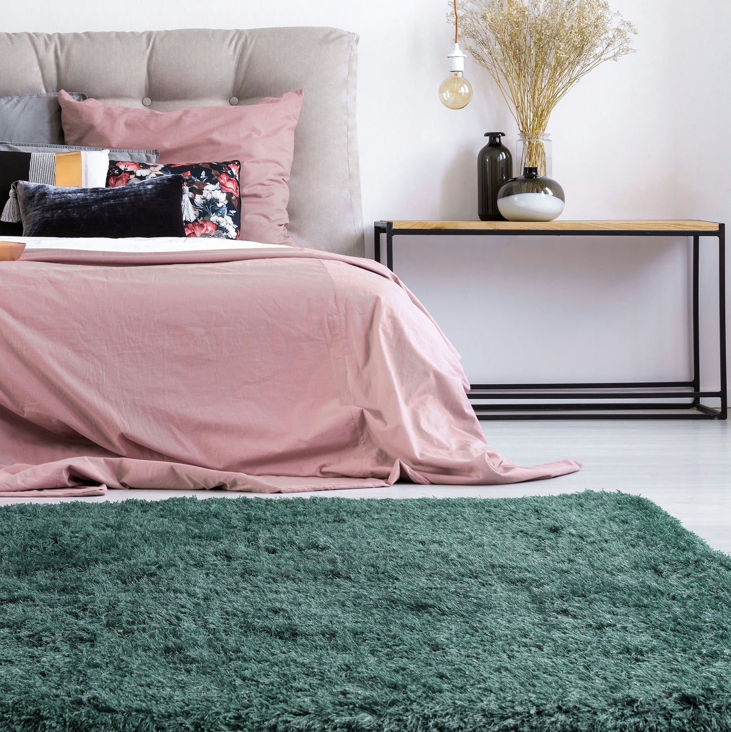 Kaleen Rinna Collection Dark Teal Area Rug 3'6" x 5'6"