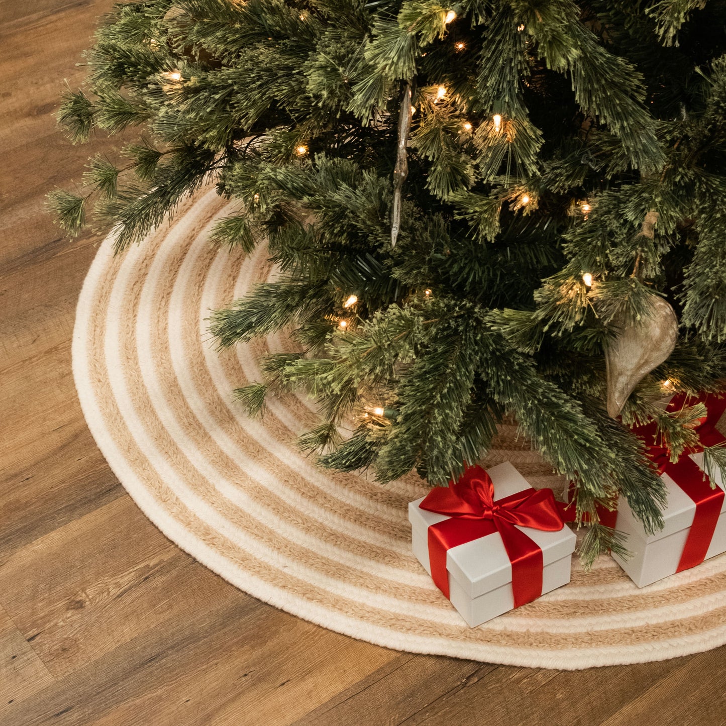 Cozy Wool Shag Holiday Tree Skirt - Natural 44" x 44"
