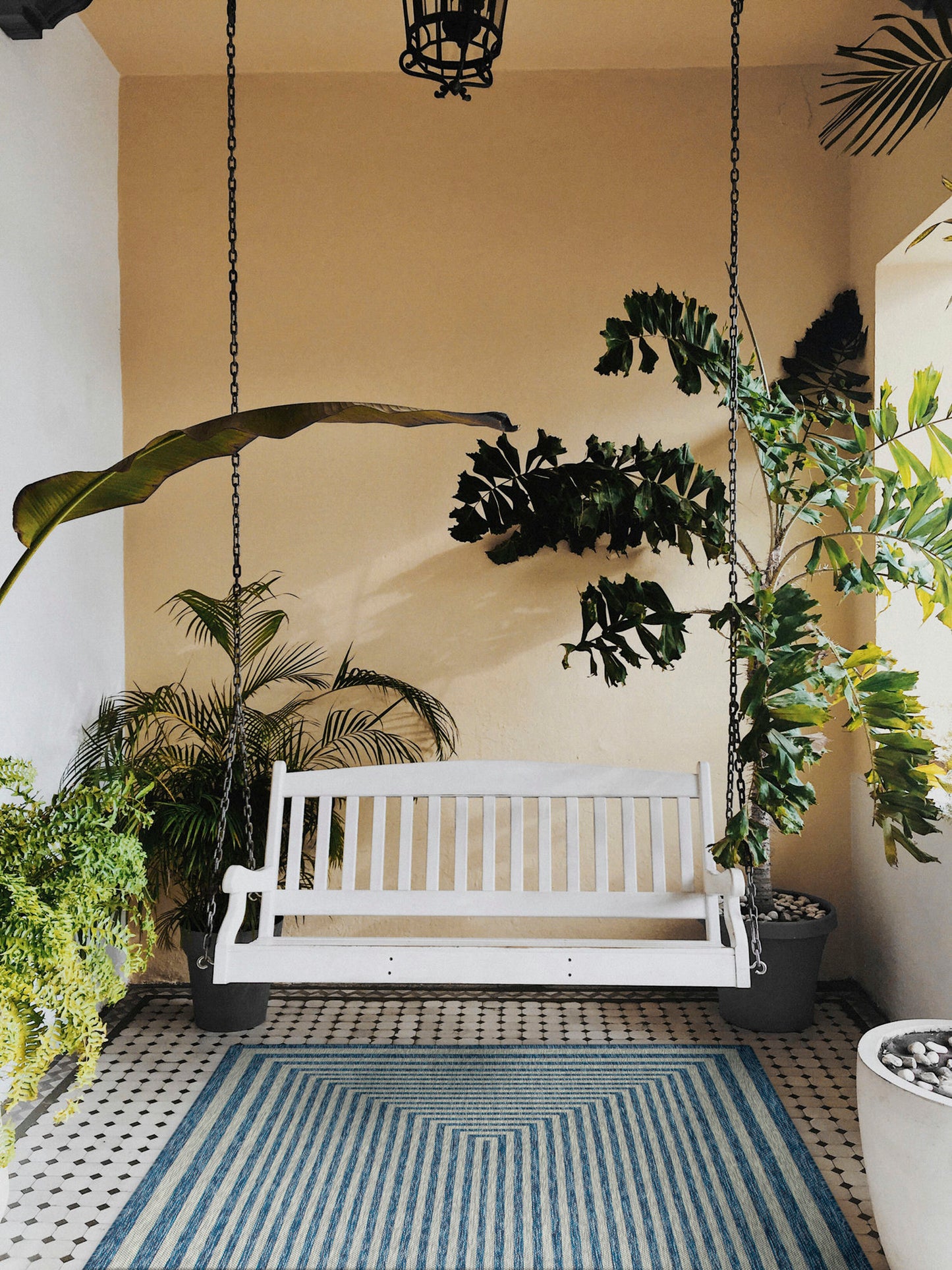 Kaleen Soleri Collection SLR02-22 Navy Area Rug 3'11" x 5'11"