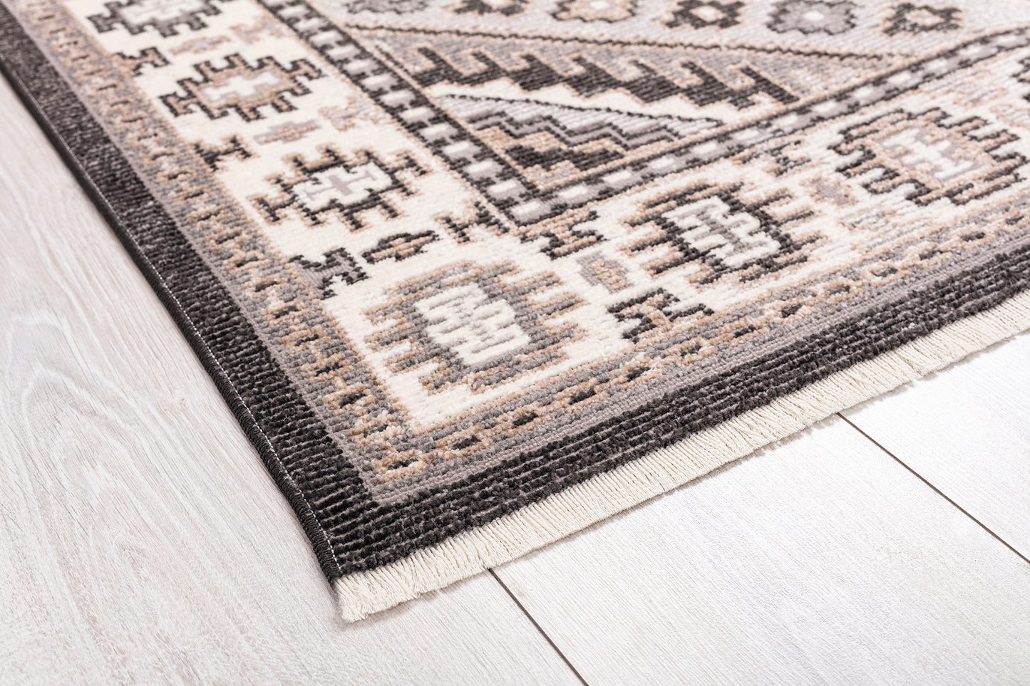 Kaleen Soren Collection SRN07-75 Gray Throw Rug 1'8" x 2'6"