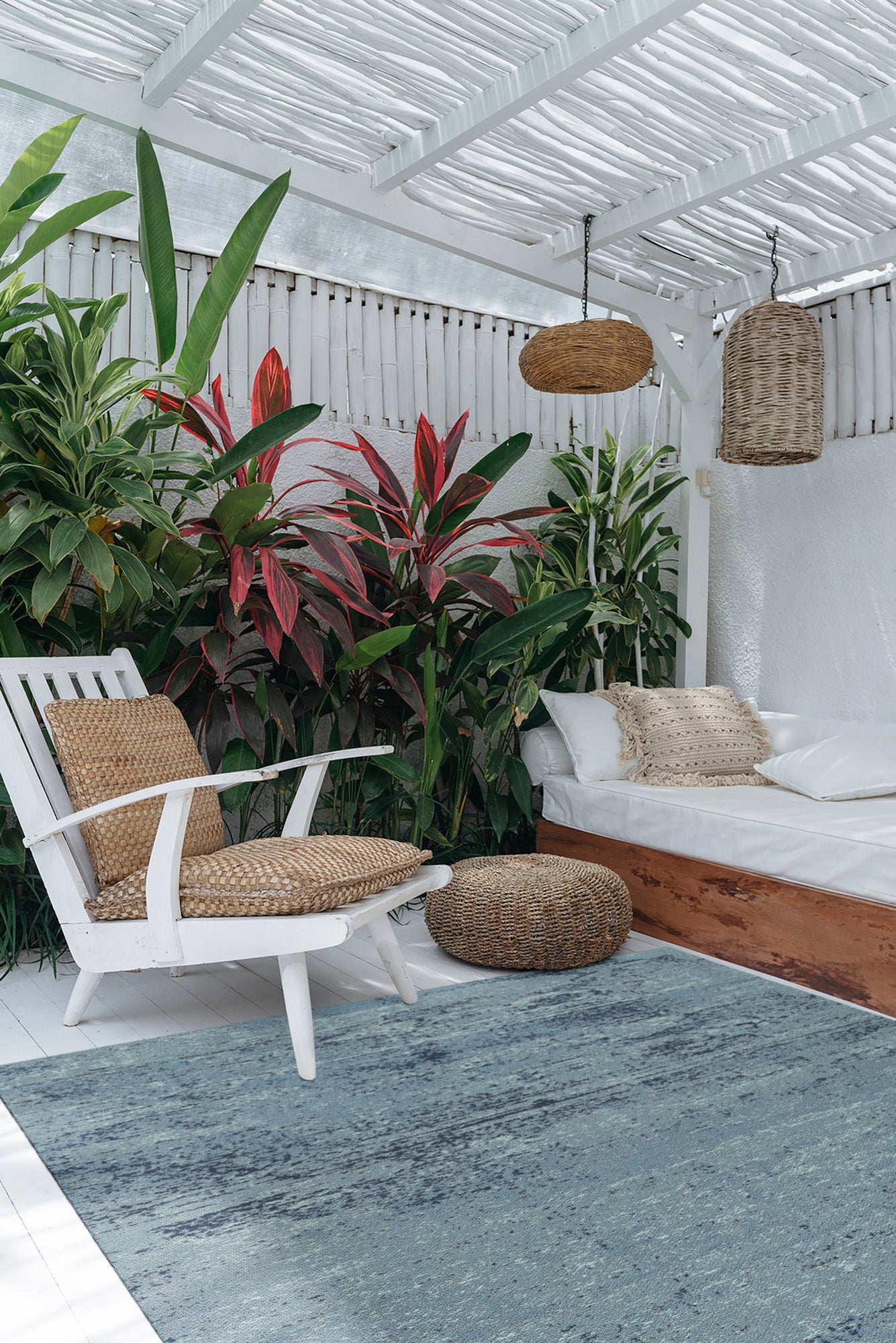 Kaleen Santiago Collection Light Spa Area Rug 8' x 10'