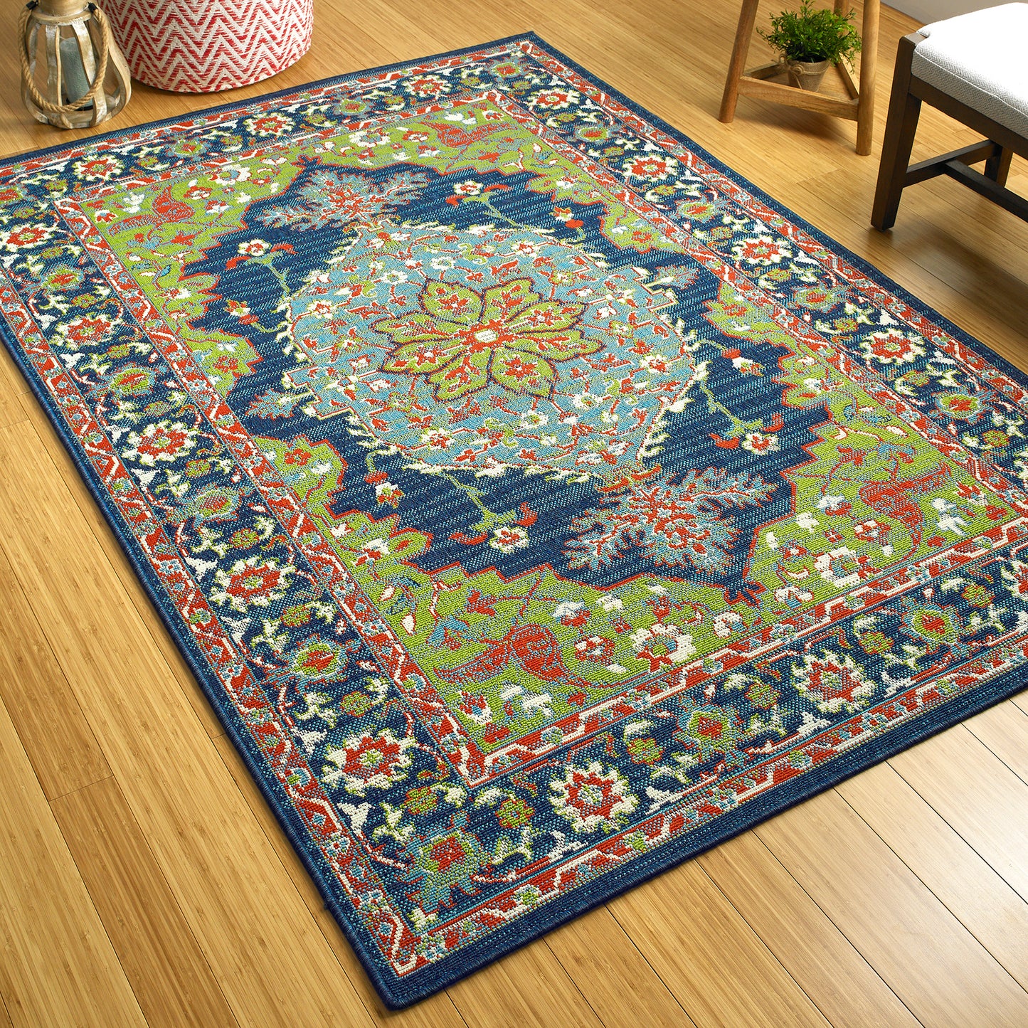Kaleen Sunice Collection Dark Lime Green Throw Rug 1'9" x 3'