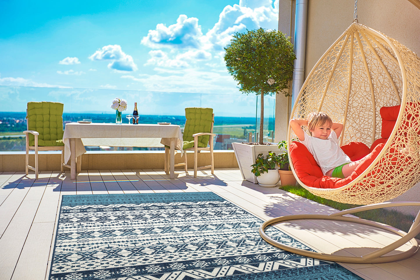 Kaleen Sunice Collection SUN08-22 Navy Area Rug 7'2" x 10'5"