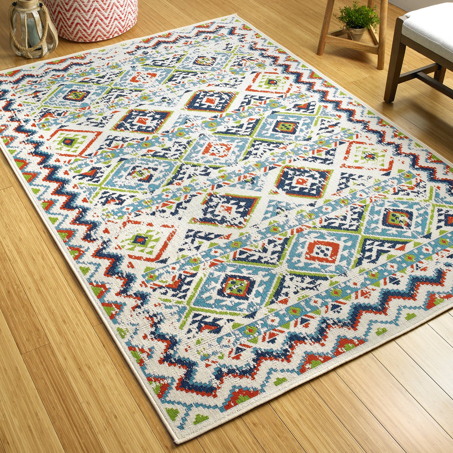 Kaleen Sunice Collection SUN09-01 Ivory Throw Rug 1'9" x 3'