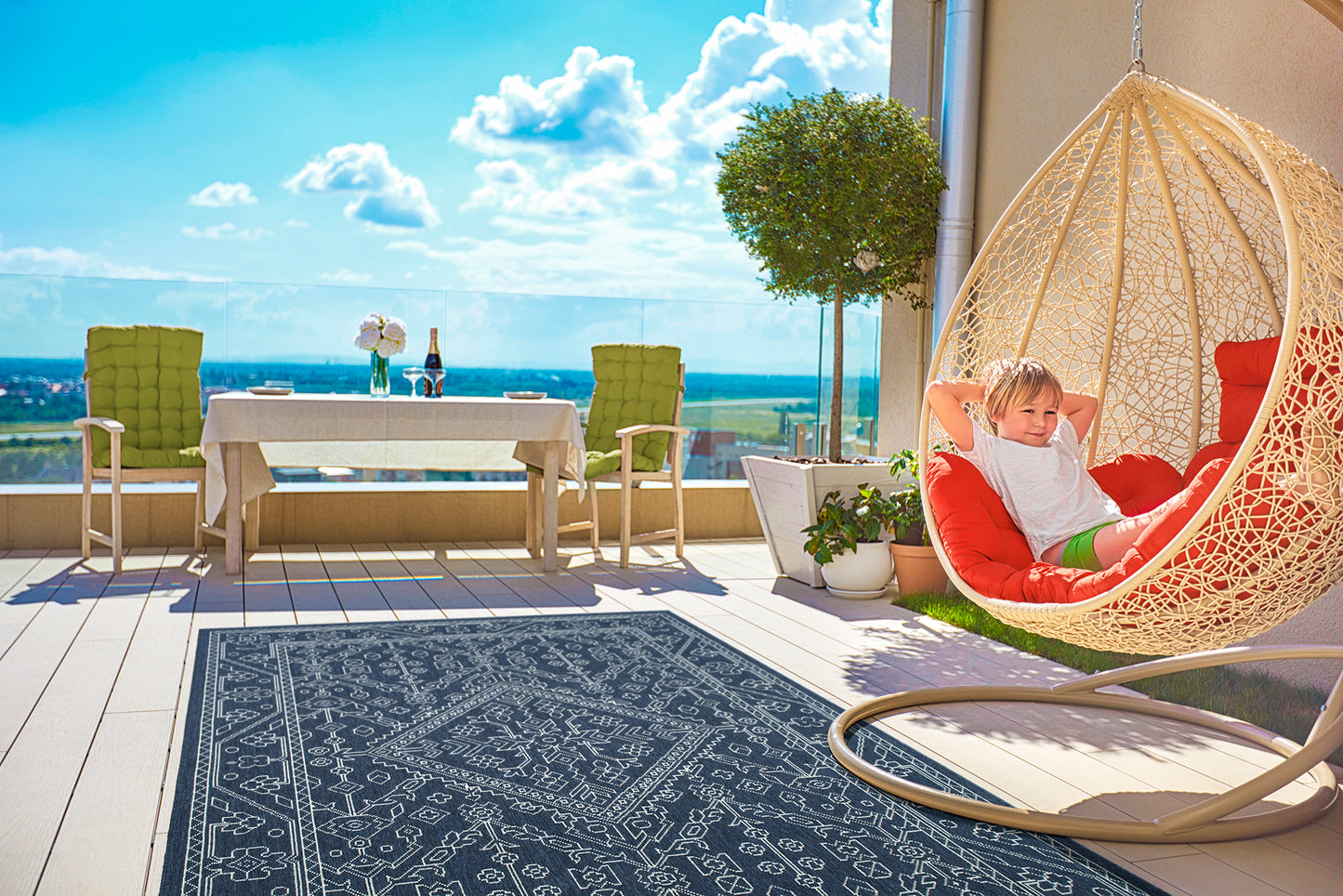 Kaleen Sunice Collection Navy White Area Rug 3'6" x 5'6"