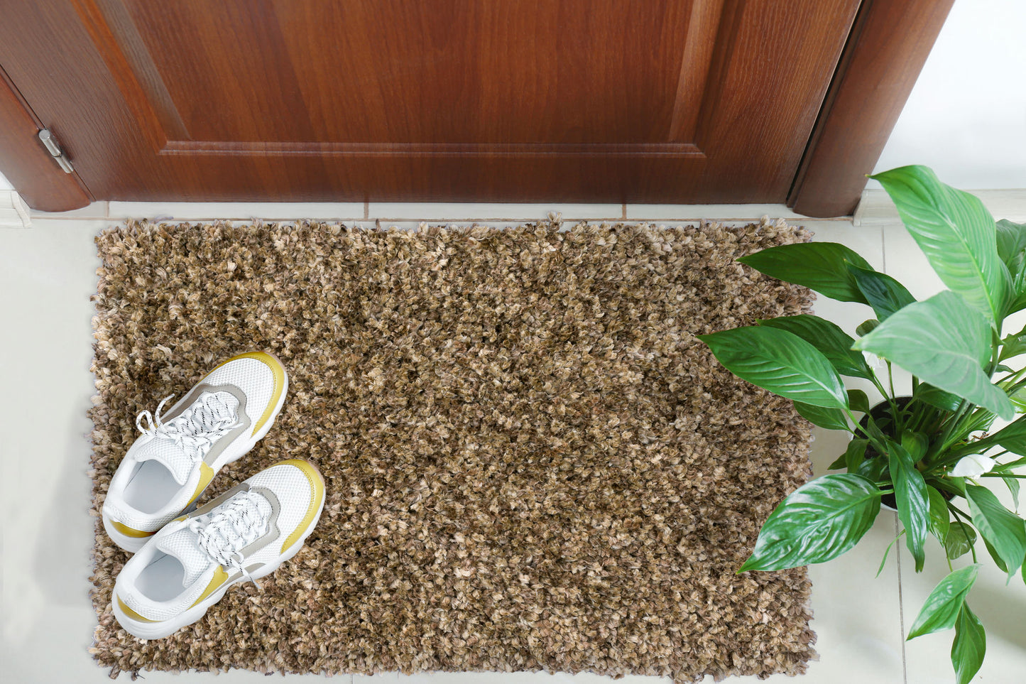 Utopia UT100 Taupe 2' x 3' Rug