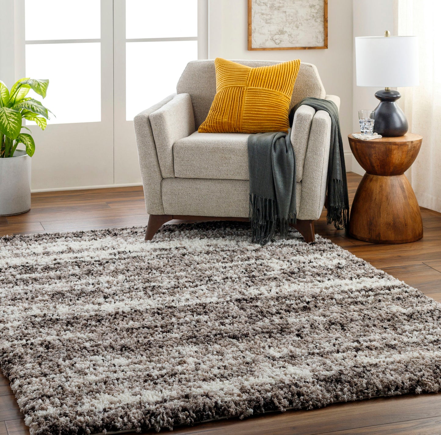 Surya Ultra Shag Utg-2302 Rug 5'3" X 7'