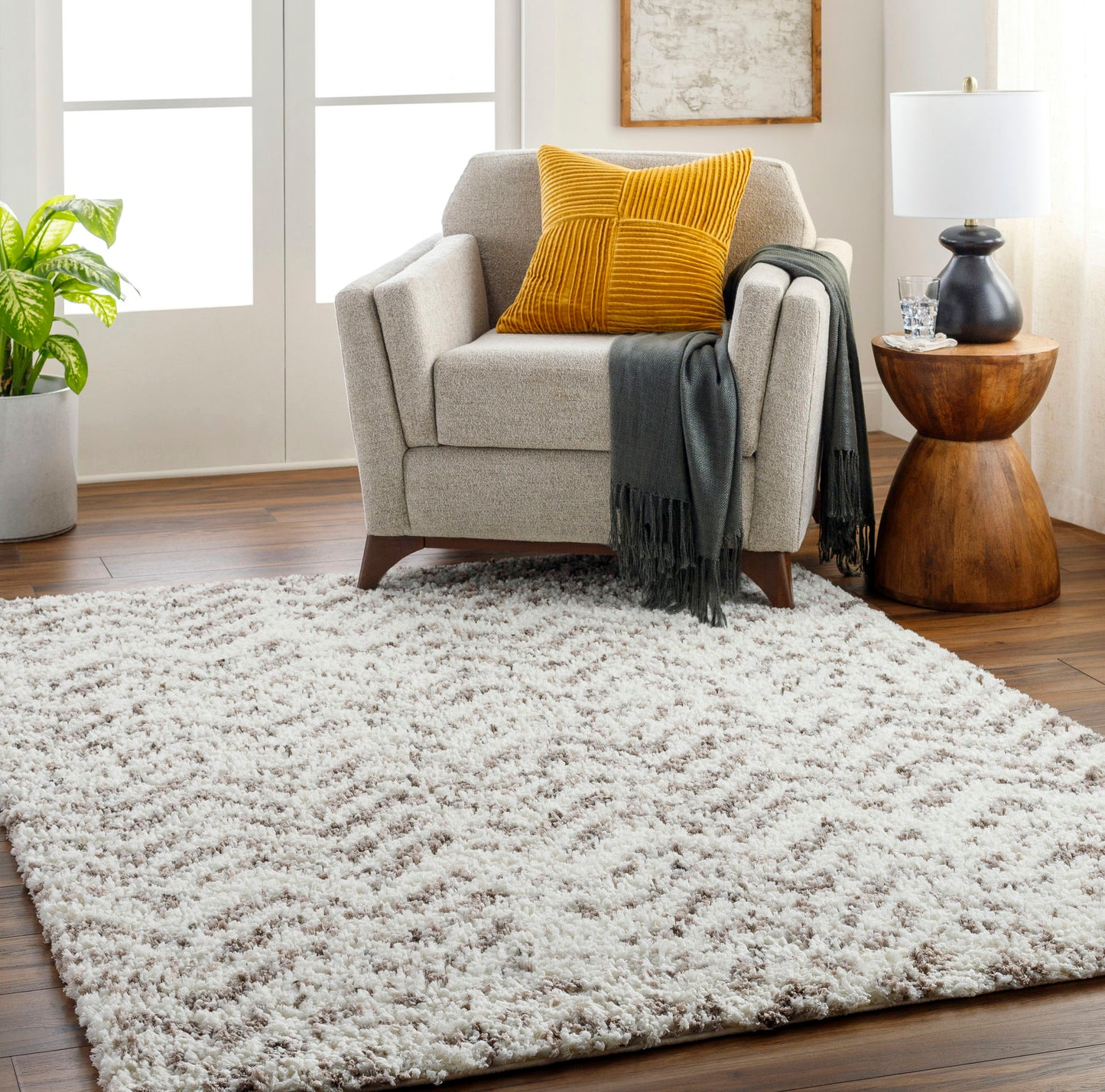 Surya Ultra Shag Utg-2306 Rug 7'10" X 10'