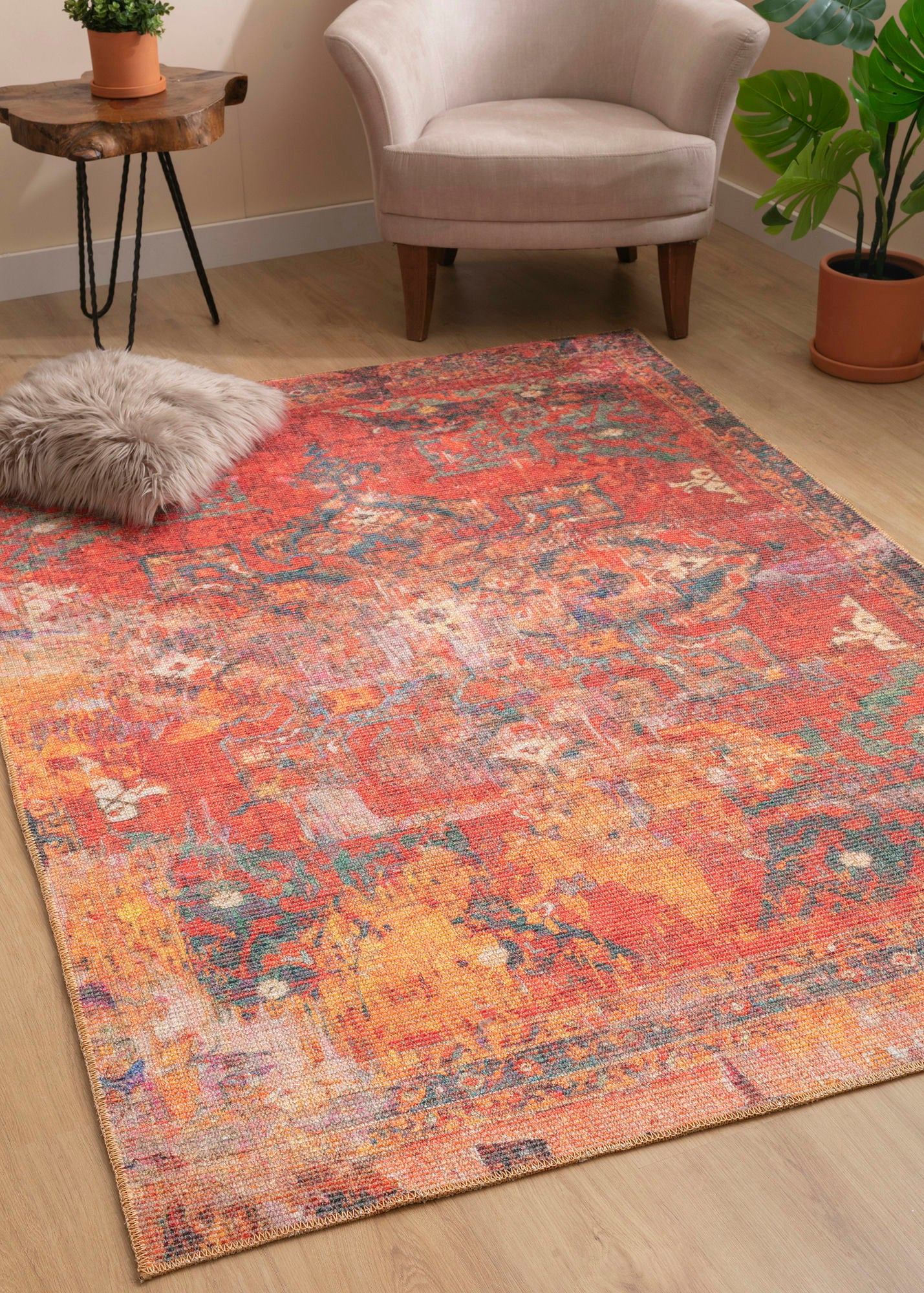 Kaleen Vera Collection Bright Red Area Rug 7'6" x 10'