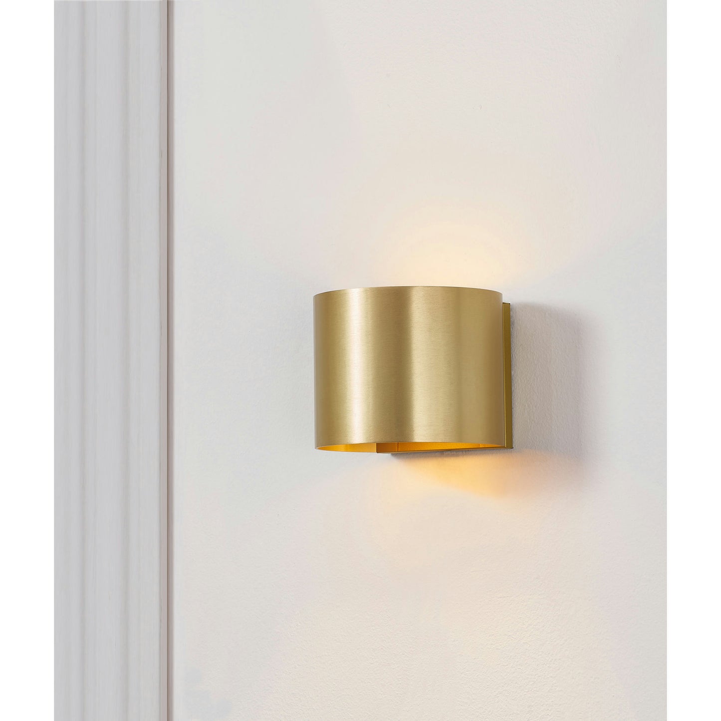 Kyan Brass Aluminum Wall Sconce