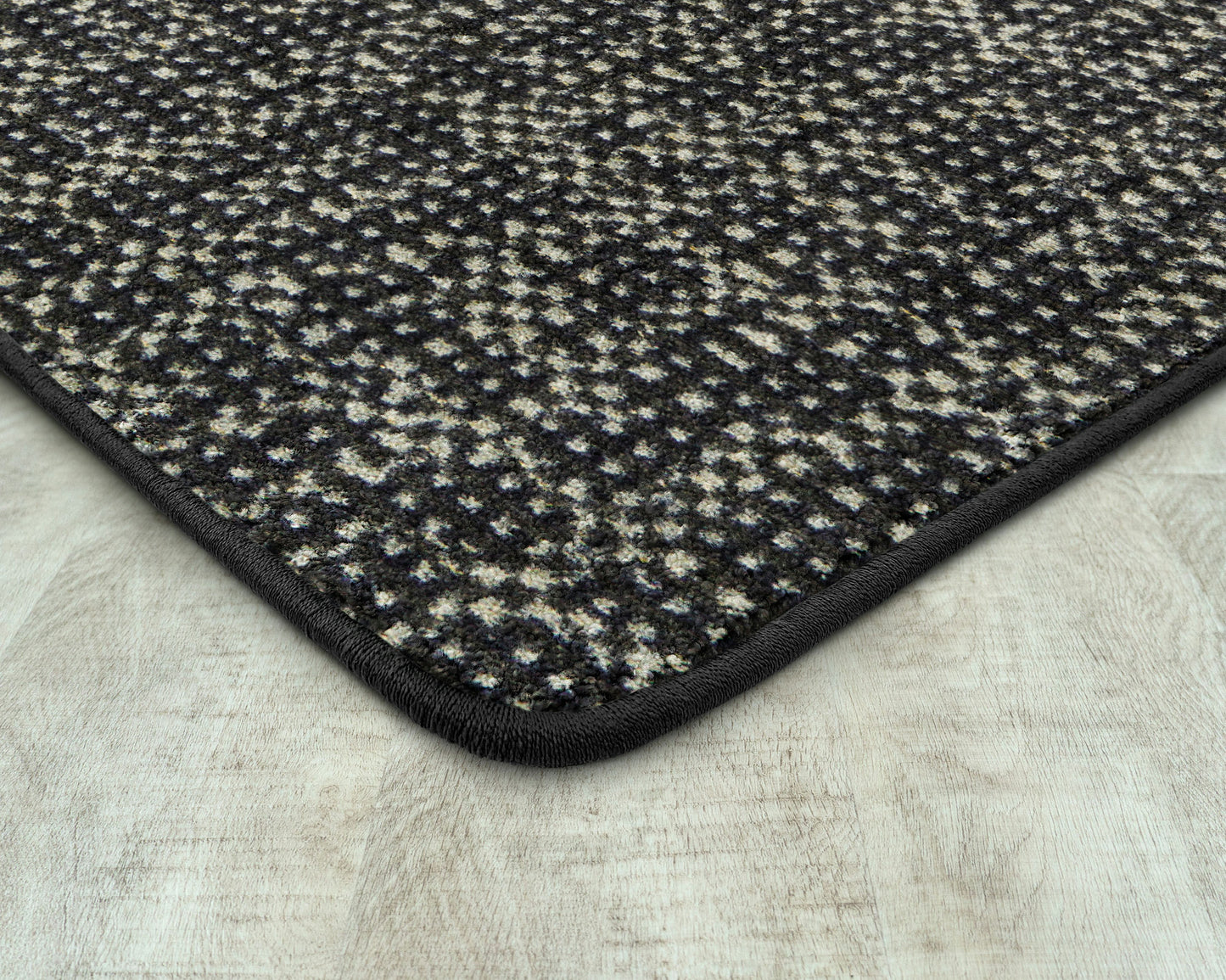 Attractive Choice 3'10" x 5'4" area rug in color Onyx