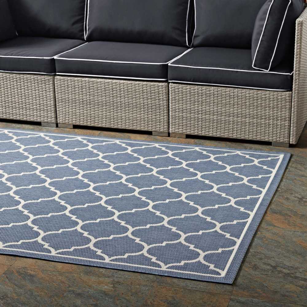 Avena Moroccan Quatrefoil Trellis 5x8 Indoor and Outdoor Area Rug, Blue and Beige