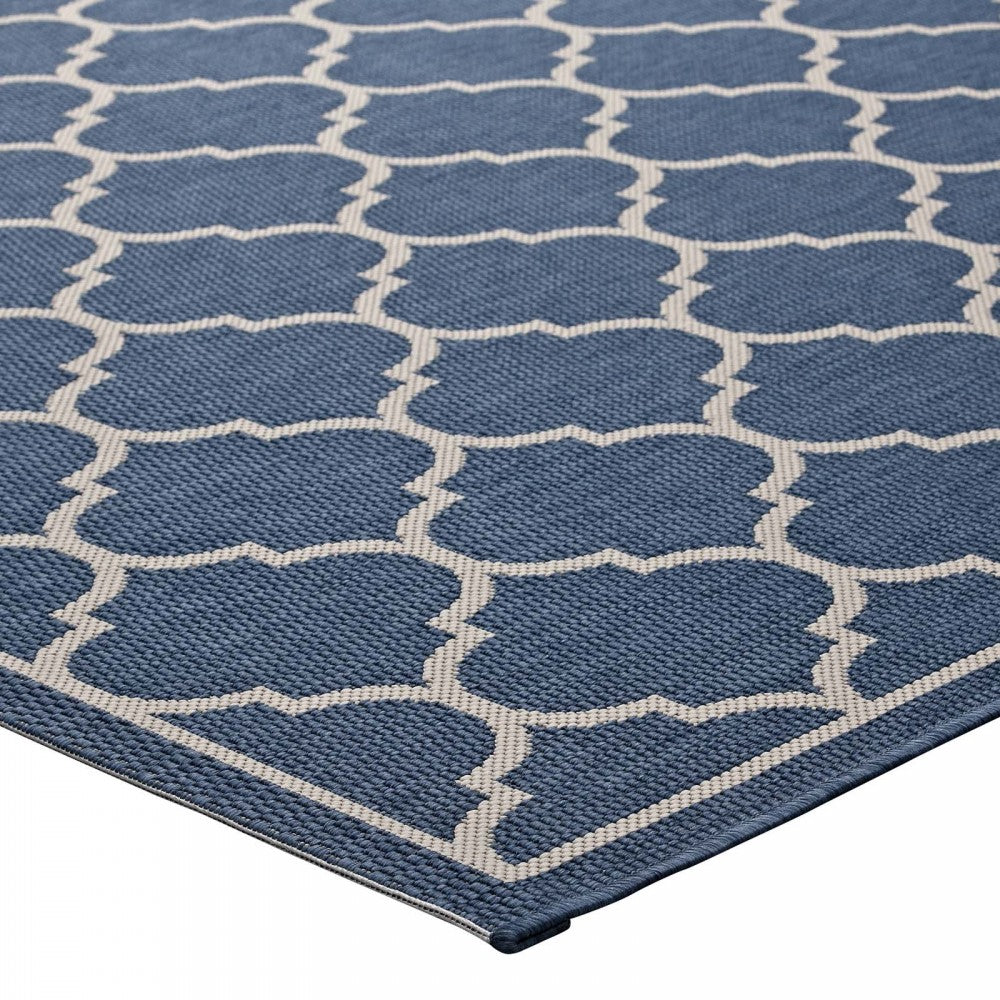 Avena Moroccan Quatrefoil Trellis 5x8 Indoor and Outdoor Area Rug, Blue and Beige