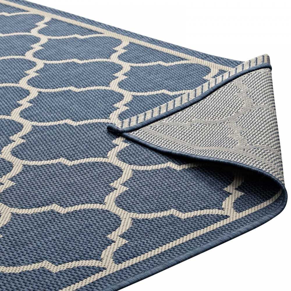 Avena Moroccan Quatrefoil Trellis 5x8 Indoor and Outdoor Area Rug, Blue and Beige