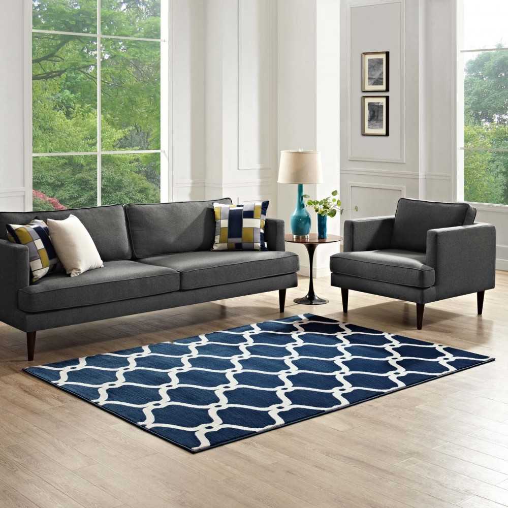 Beltara Chain Link Transitional Trellis 5x8 Area Rug, Moroccan Blue and Ivory