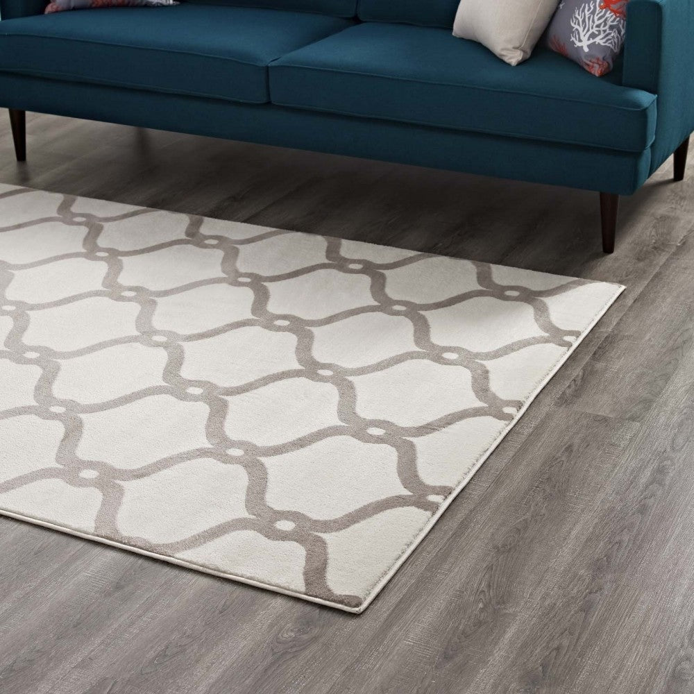 Beltara Chain Link Transitional Trellis 5x8 Area Rug, Beige and Ivory