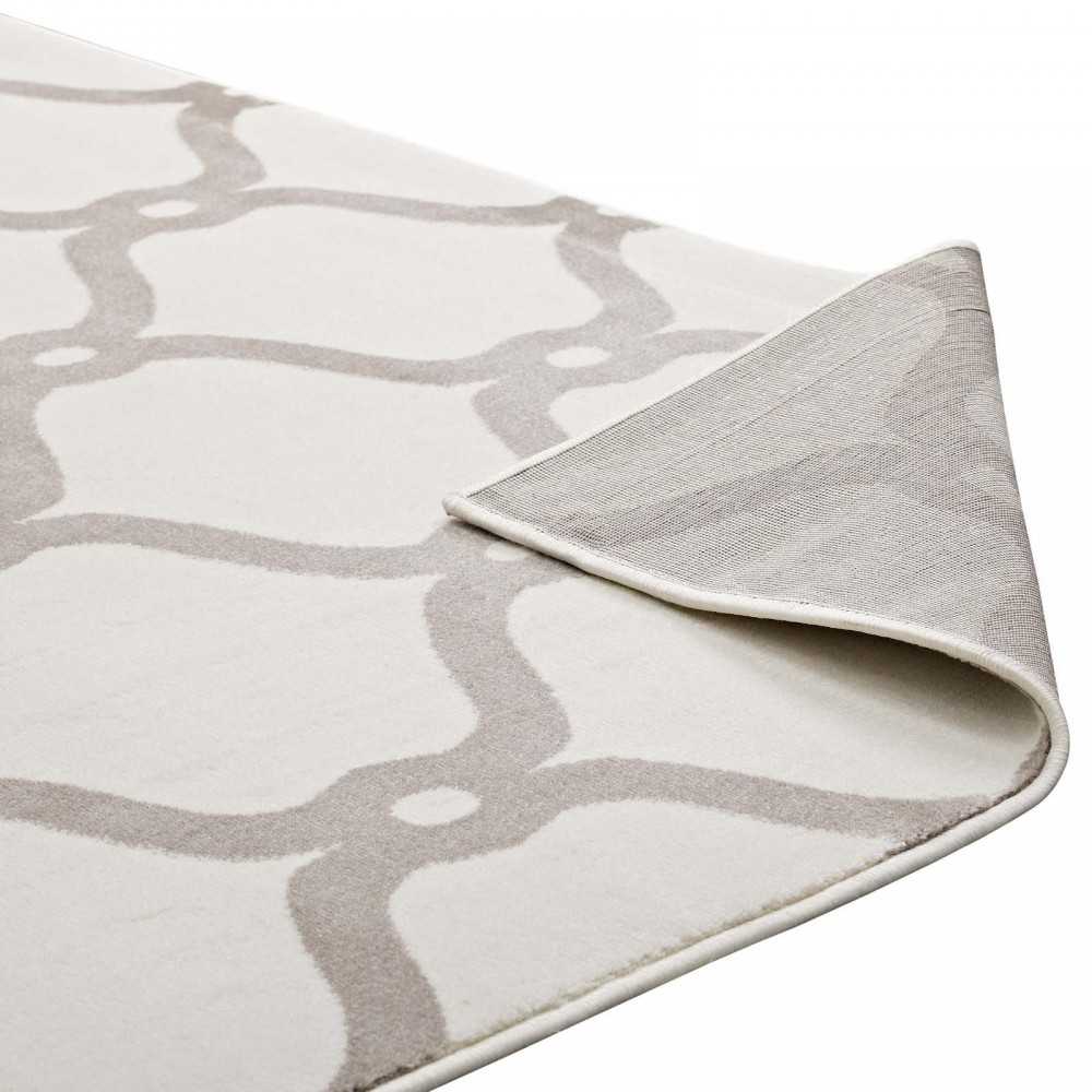 Beltara Chain Link Transitional Trellis 5x8 Area Rug, Beige and Ivory