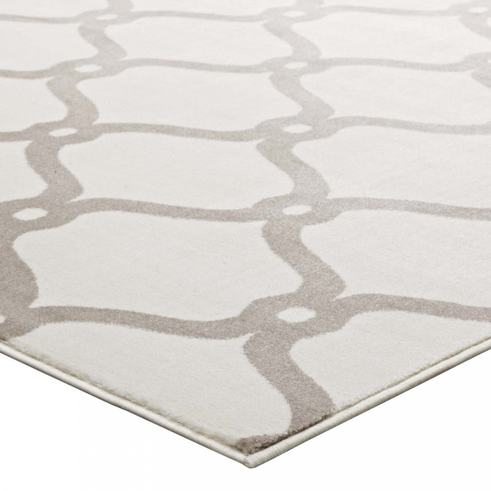 Beltara Chain Link Transitional Trellis 5x8 Area Rug, Beige and Ivory