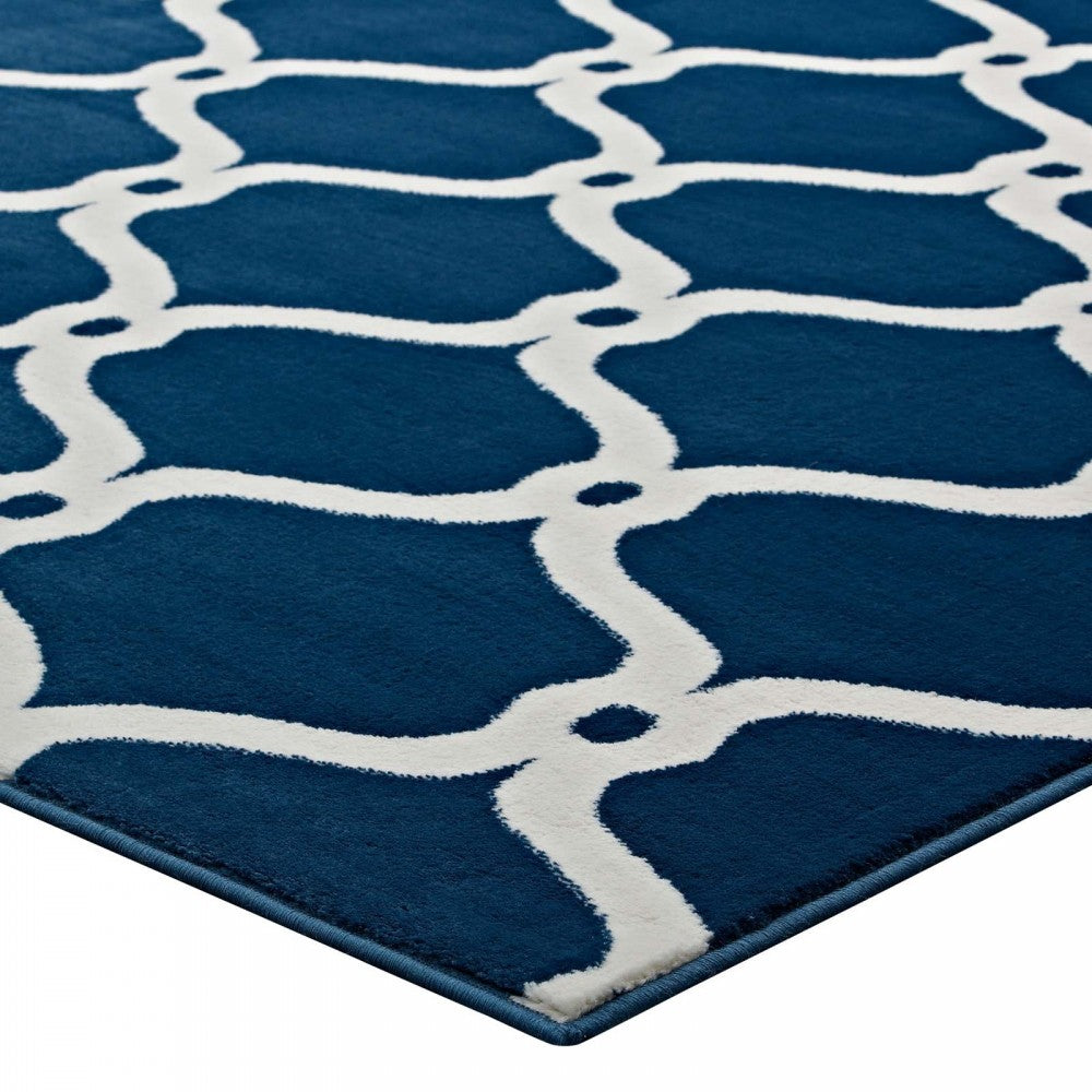 Beltara Chain Link Transitional Trellis 8x10 Area Rug, Moroccan Blue and Ivory