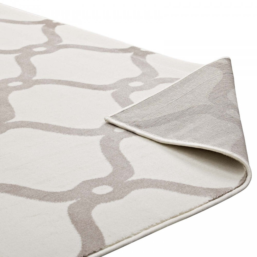 Beltara Chain Link Transitional Trellis 8x10 Area Rug, Beige and Ivory