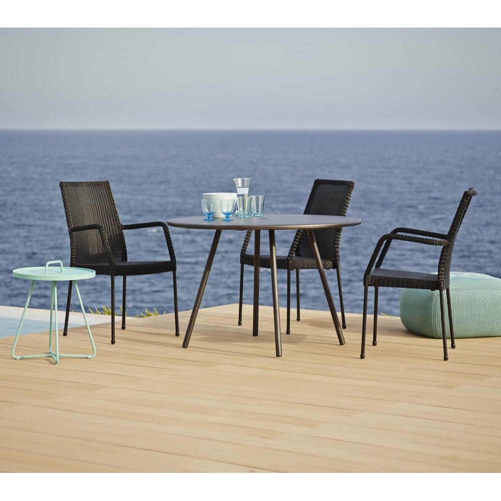 Cane-line Area table, dia. 43.4 in, 11010AL