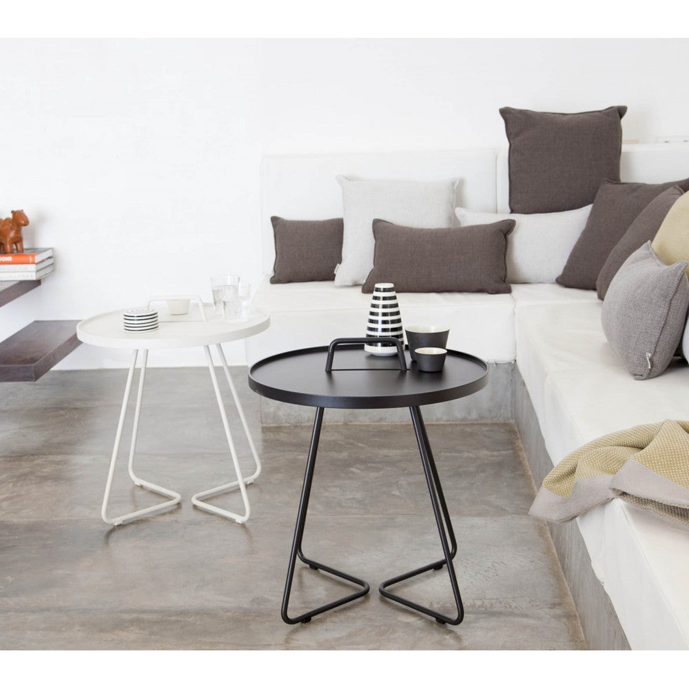Cane-line On-the-move side table small, 5065AW
