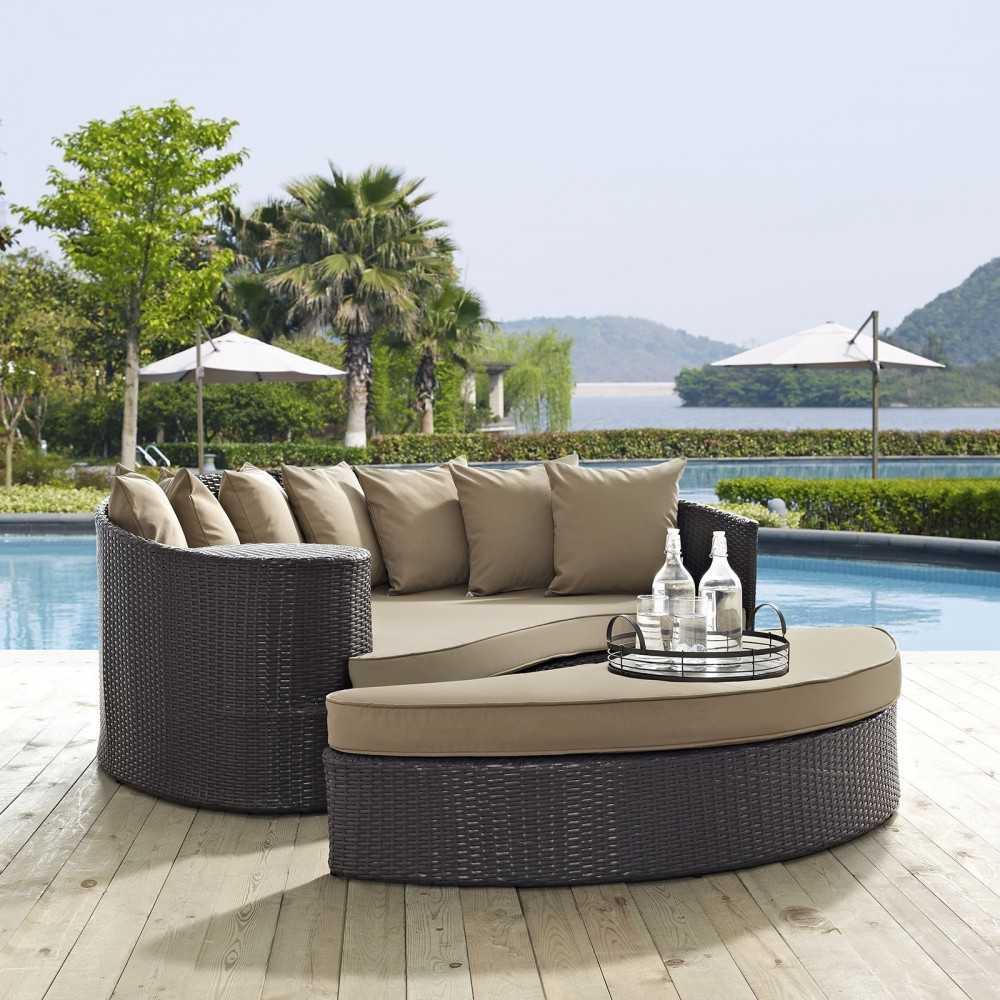 Convene Outdoor Patio Daybed, Espresso Mocha