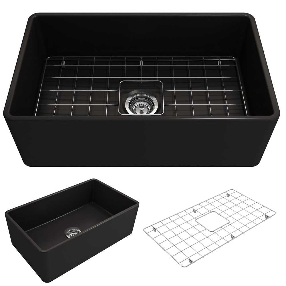 Farmhouse Apron Front Fireclay 30 in. Single Bowl Kitchen Sink with Protective Bottom Grid and Strainer in Matte Black