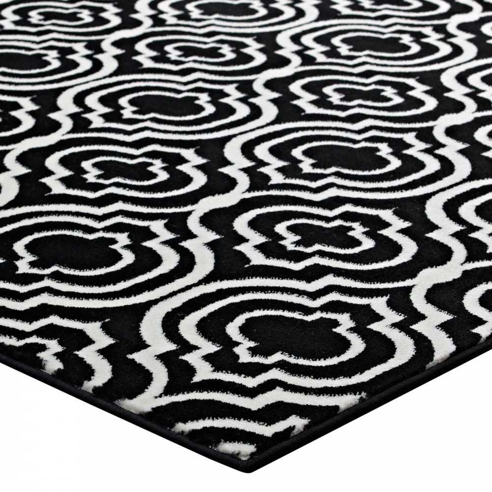 Frame Transitional Moroccan Trellis 8x10 Area Rug, Black and White