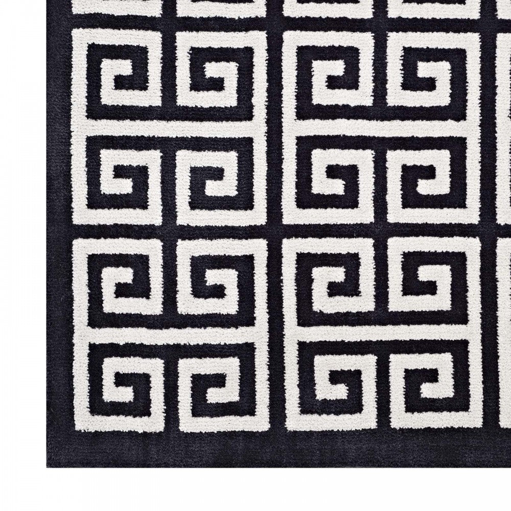 Freydis Greek Key 5x8 Area Rug, Black and White