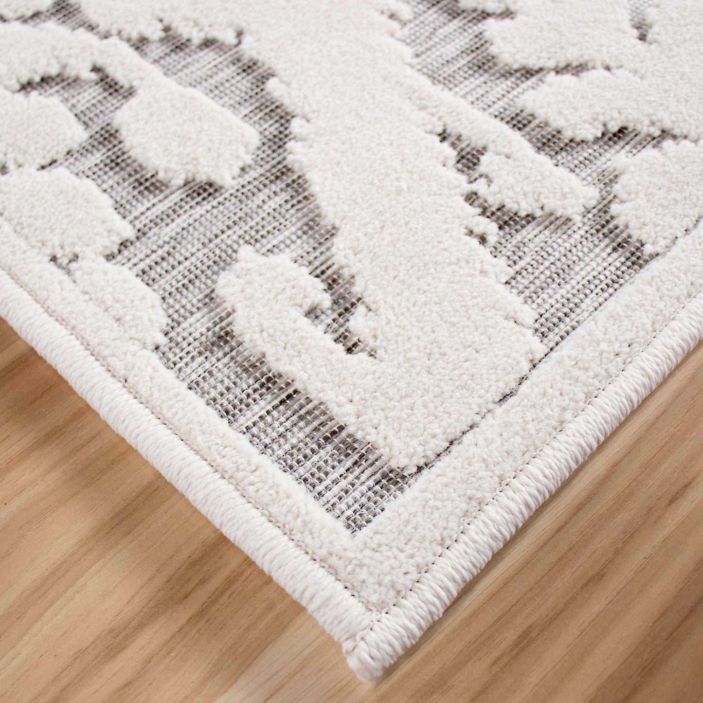 Orian Boucle' Salvador Natural Grey 62"X90"
