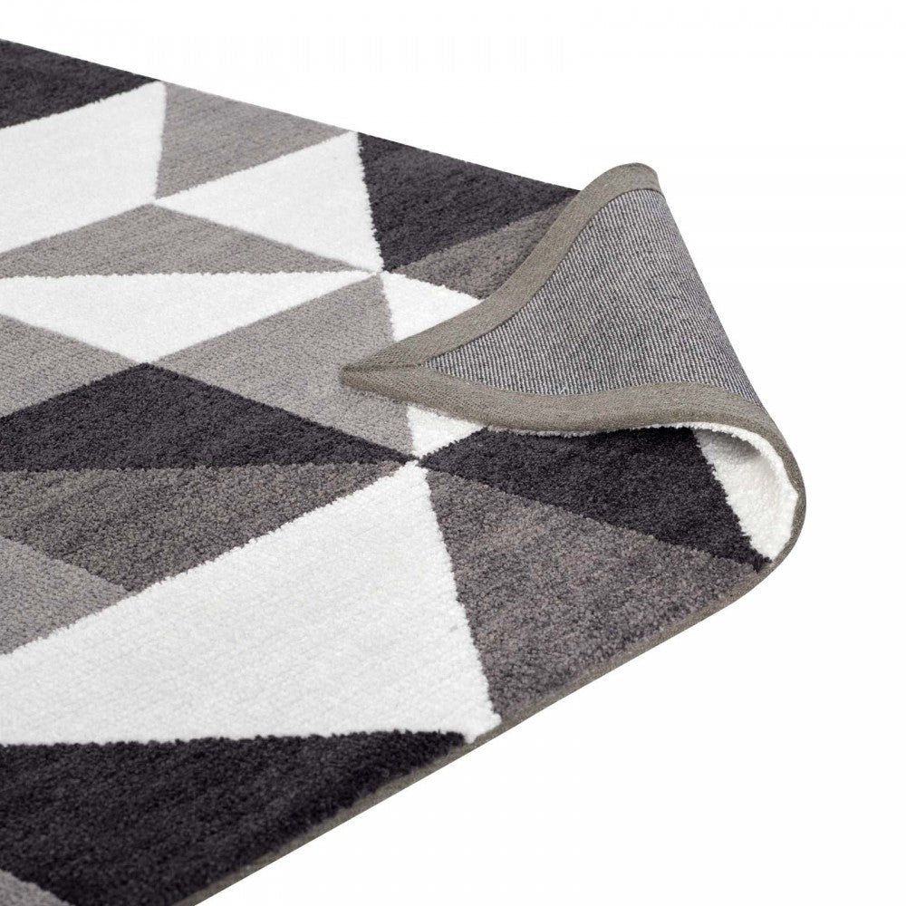 Kahula Geometric Triangle Mosaic 5x8 Area Rug, Black, Gray and White
