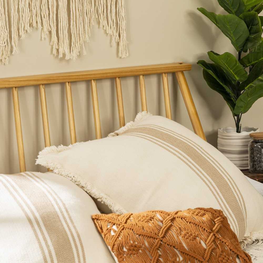 Modern Wood Queen Spindle Bed - Light Oak