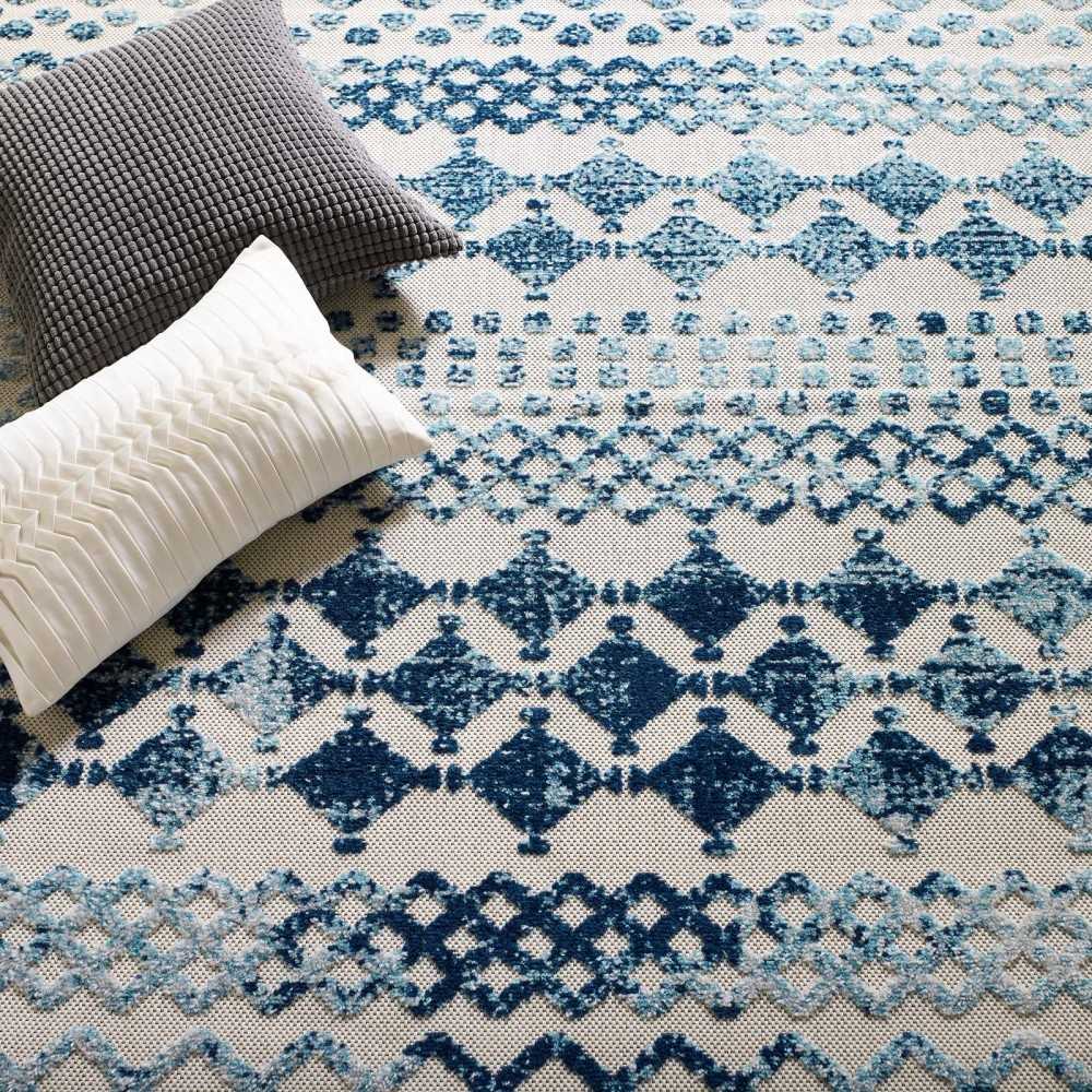 Reflect Giada Abstract Diamond Moroccan Trellis 8x10 Indoor/Outdoor Area Rug, Ivory and Blue