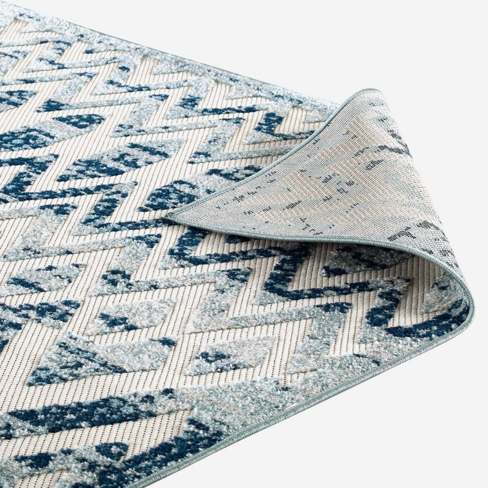 Reflect Tamako Diamond and Chevron Moroccan Trellis 5x8 Indoor / Outdoor Area Rug, Ivory and Blue